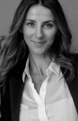 Danielle Correia headshot